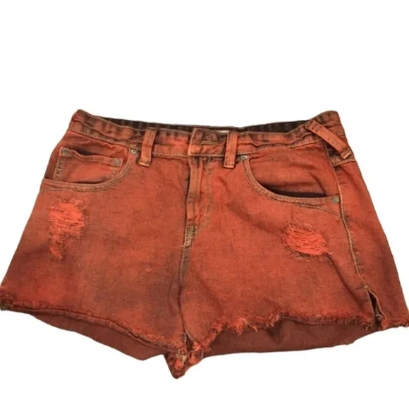 FREE PEOPLE Overdyed Distressed Jean Shorts w/ Raw Hem in Sunrise Red Size 26 - Picture 2 of 9